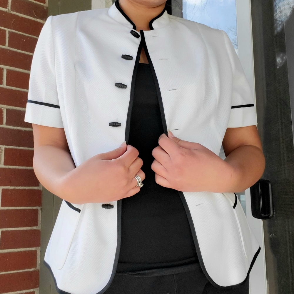 1970s Vintage Mandarin Collar Blazer
